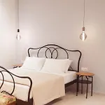 Edward Art Boutique Nidhrion