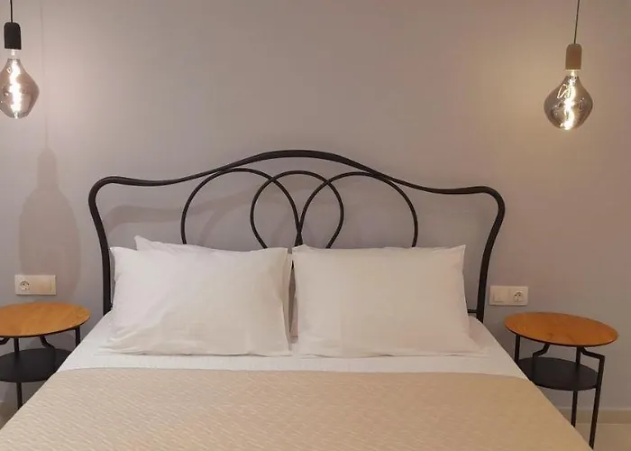 Edward Art Boutique Nidrí