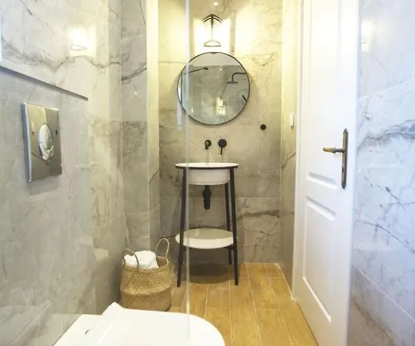 Edward Art Boutique *