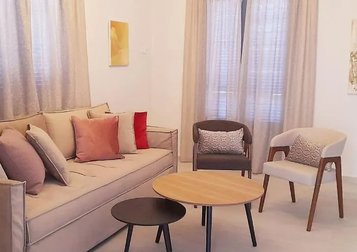 Edward Art Boutique Szálloda *